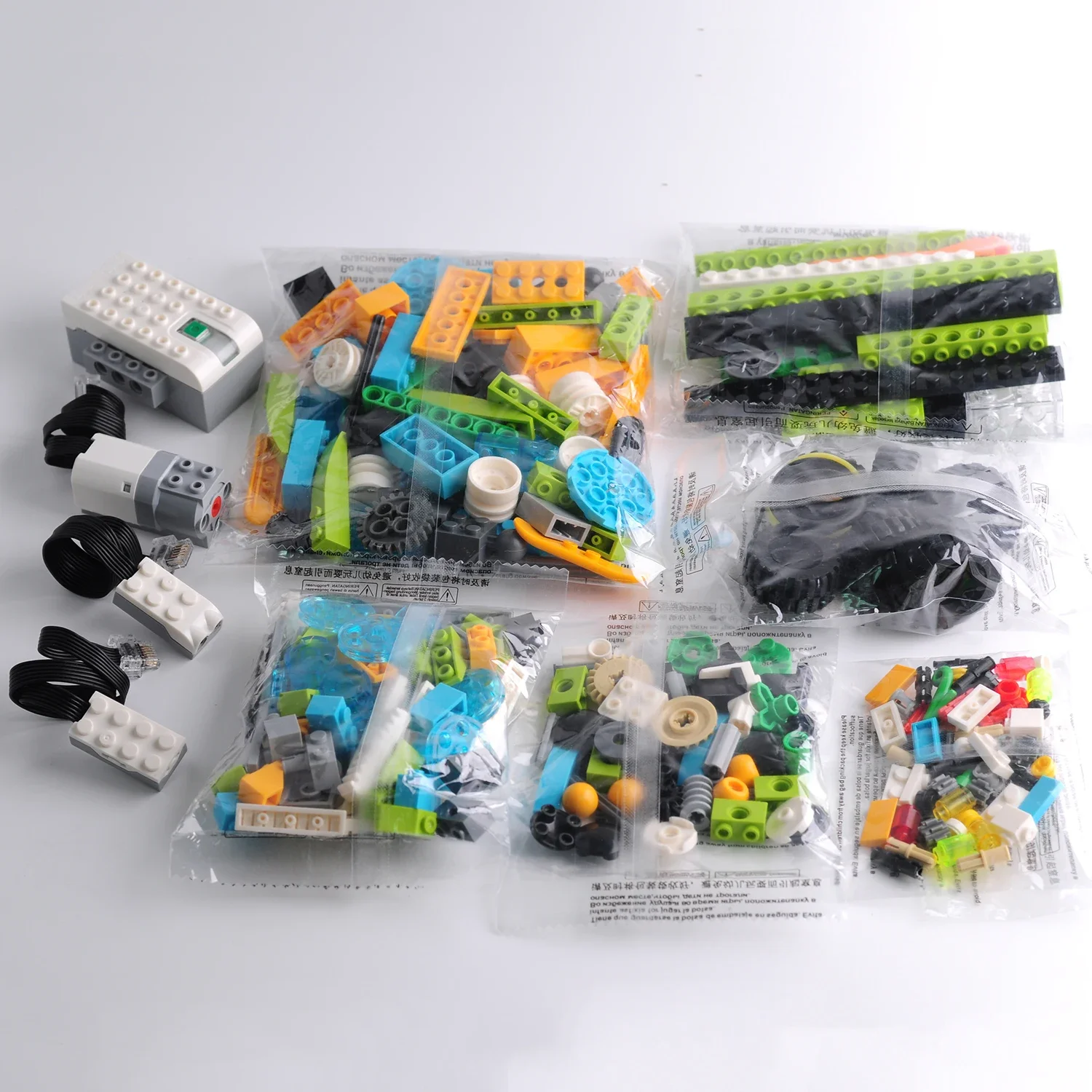 ชุดสร้างหุ่นยนต์ บล็อกประกอบที - Coding Robot Toy บทวิจารณ์และราคา